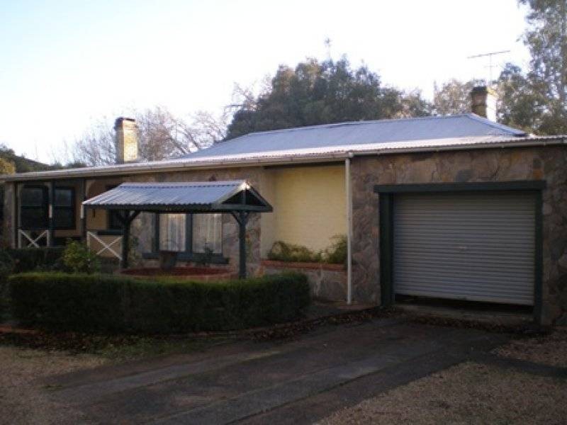 15 Victoria Crescent, Mount Barker SA 5251