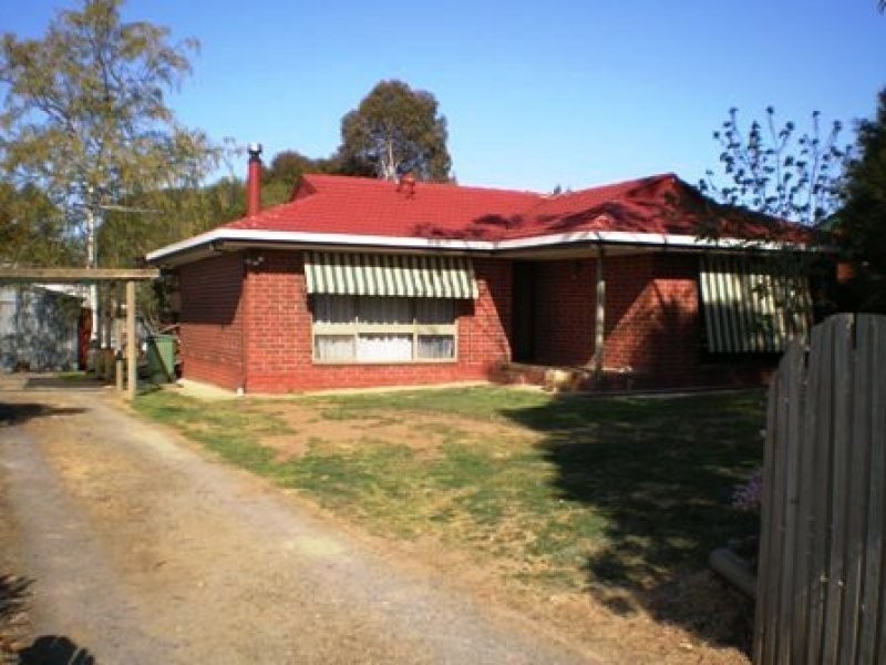 17 Deer Avenue, Mount Barker SA 5251