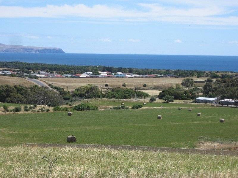 33 Stacey Drive, Carrickalinga SA 5204