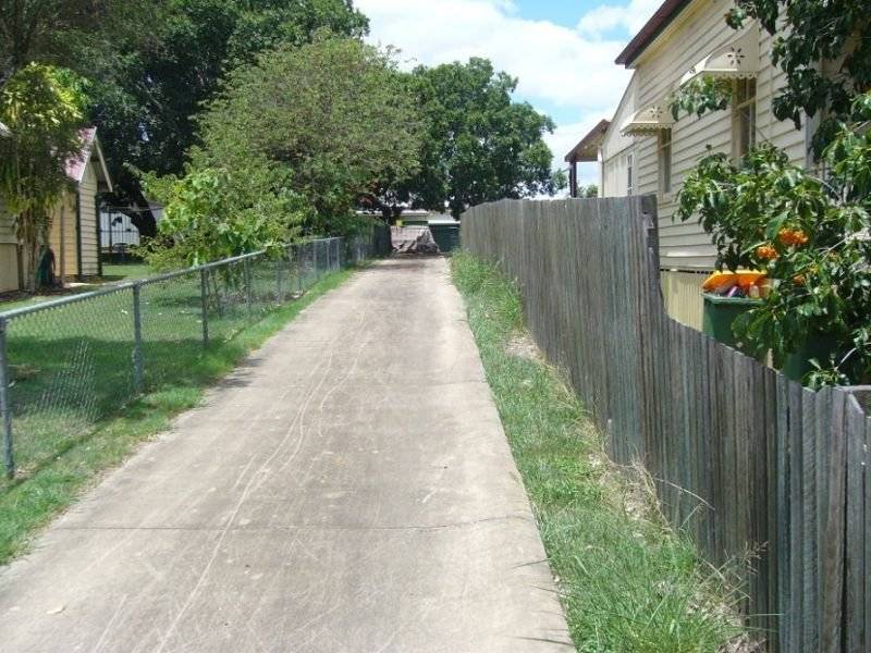 122A Thorn Street, Ipswich QLD 4305