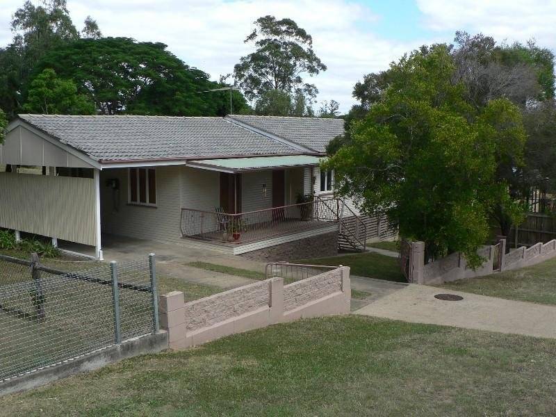 12 Chamberlain Street, Sadliers Crossing QLD 4305