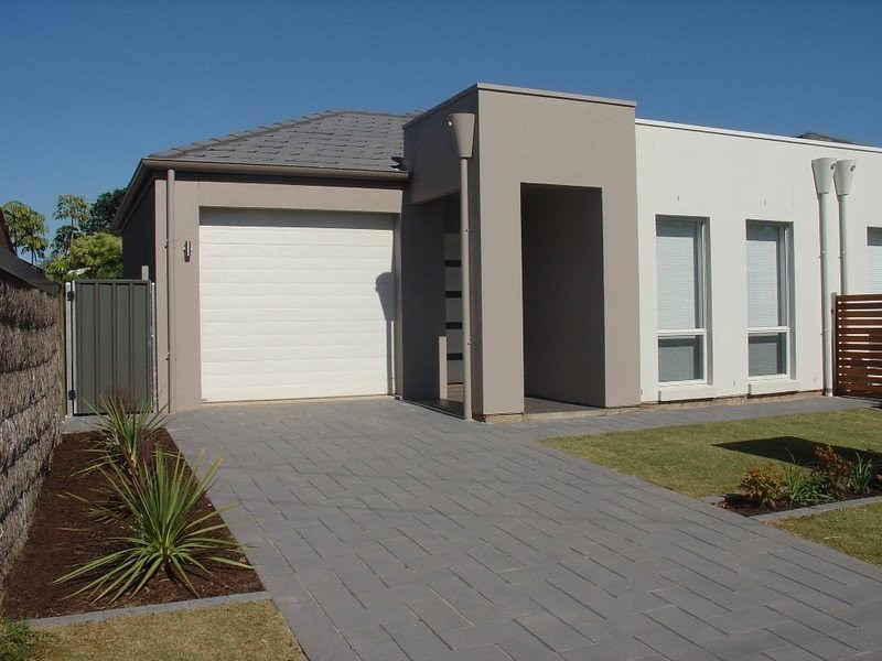 15 Canberra Street, Henley Beach South SA 5022