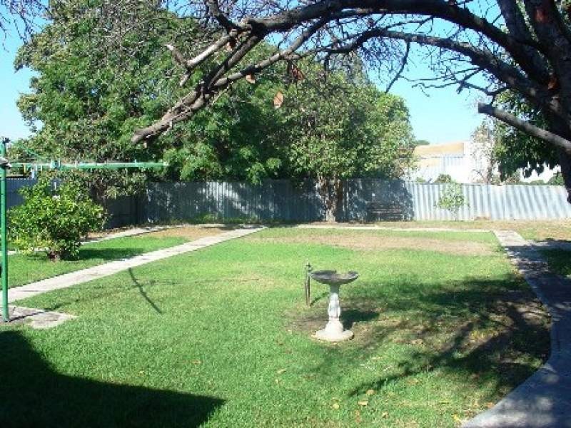 11 HMAS Australia Road, Henley Beach South SA 5022