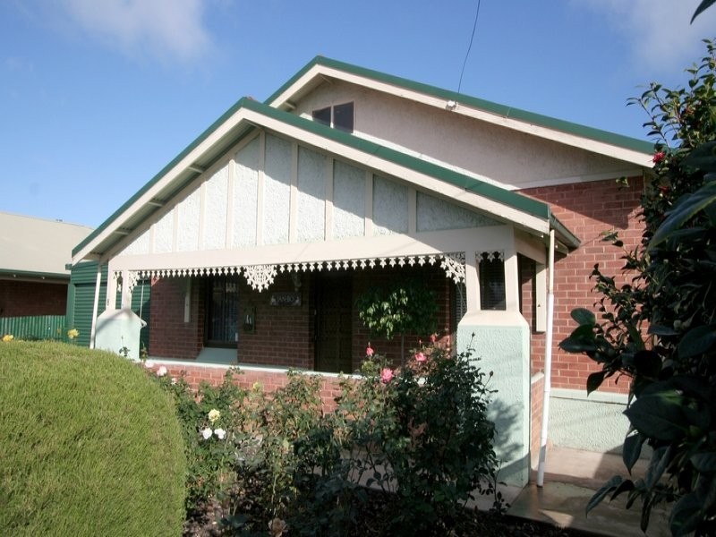 8 Lysle Street, Brooklyn Park SA 5032