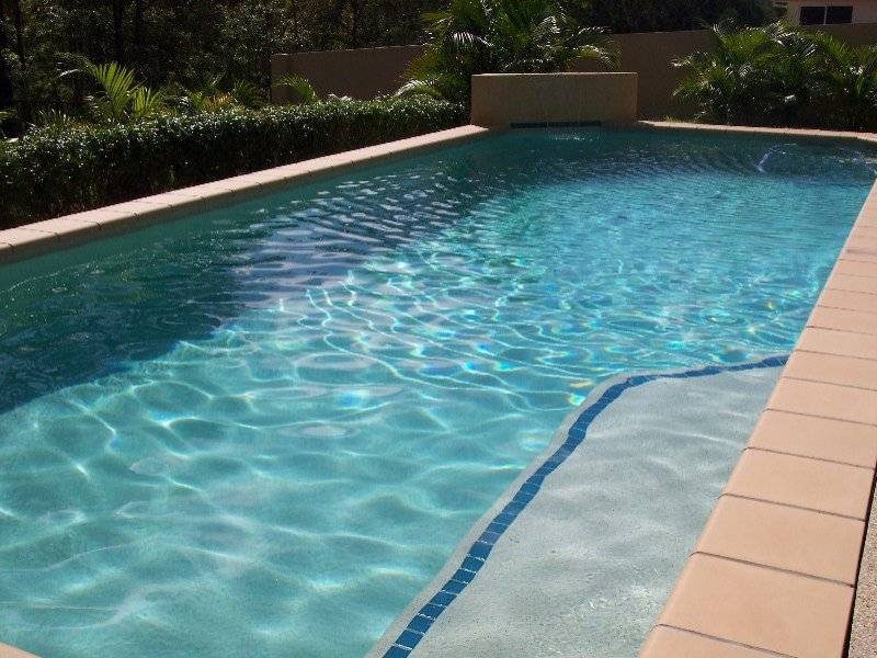 11 Leeds Cl, Arundel QLD 4214