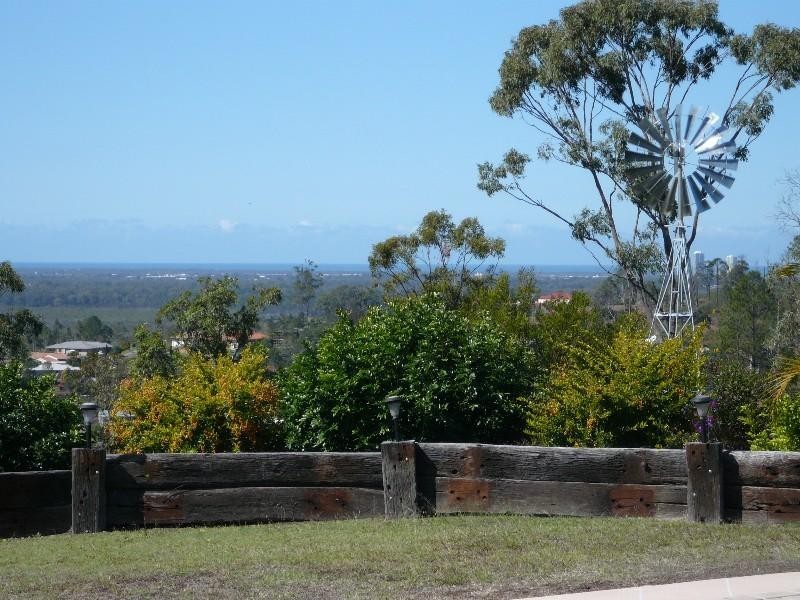 61 Hillary Circuit, Pacific Pines QLD 4211