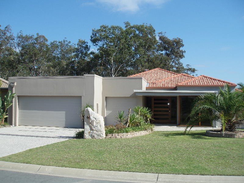 7 Blackfen court, Arundel QLD 4214