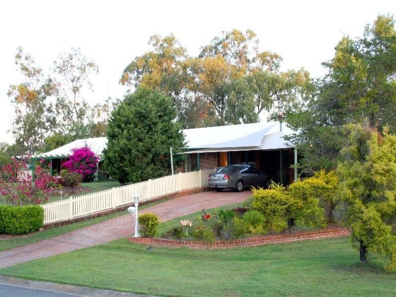 26 Hammond Drive, Gaven QLD 4211