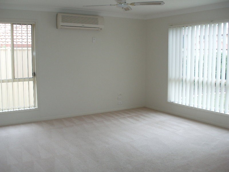 62 Tiger Dr, Arundel QLD 4214