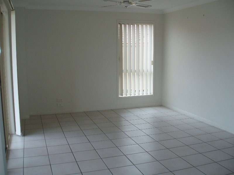 62 Tiger Dr, Arundel QLD 4214