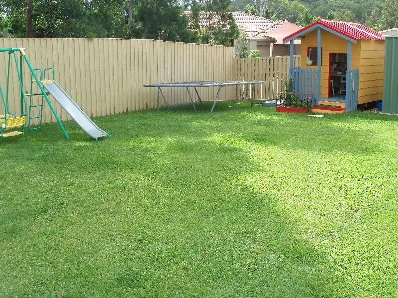 81 Daintree Dr, Parkwood QLD 4214