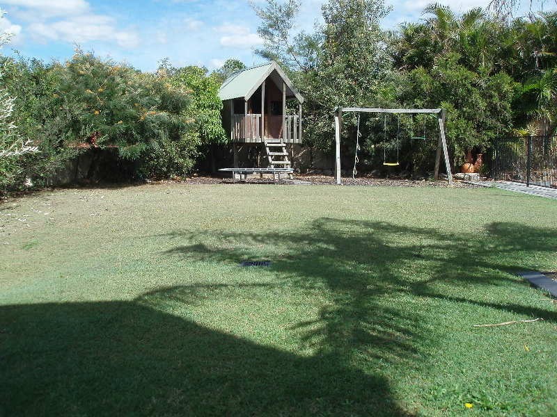 4 Goodwood Way, Arundel QLD 4214