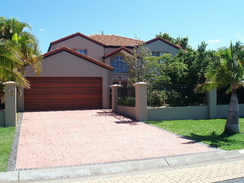 25 Highview Pl, Parkwood QLD 4214