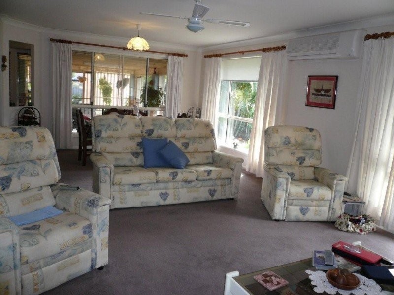 13 Mackellar Rise, Maudsland QLD 4210