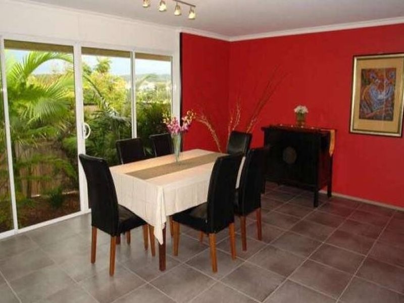 3 Salvado Drive, Pacific Pines QLD 4211