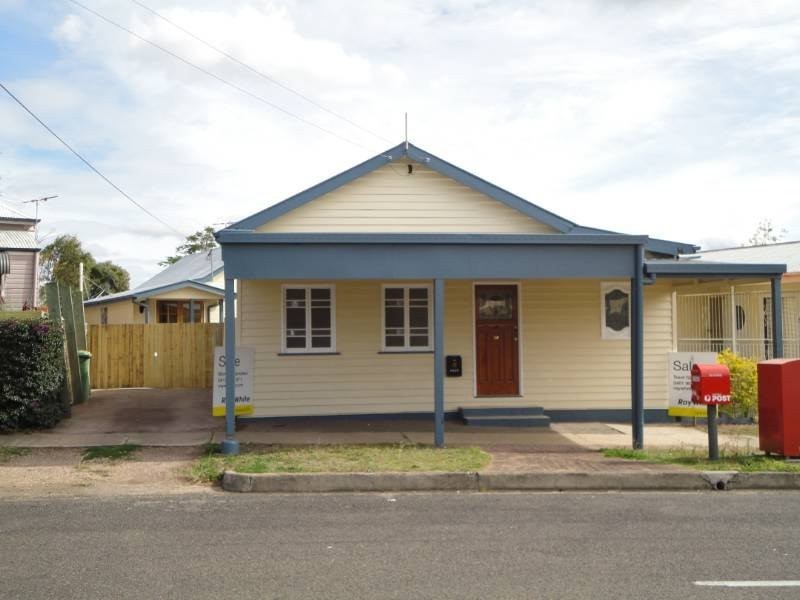 90 Woodend Road, Woodend QLD 4305