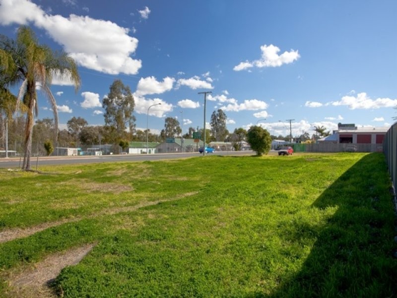 17 Pound Street, West Ipswich QLD 4305