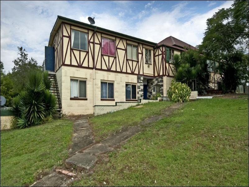 40 Waghorn St, Ipswich QLD 4305