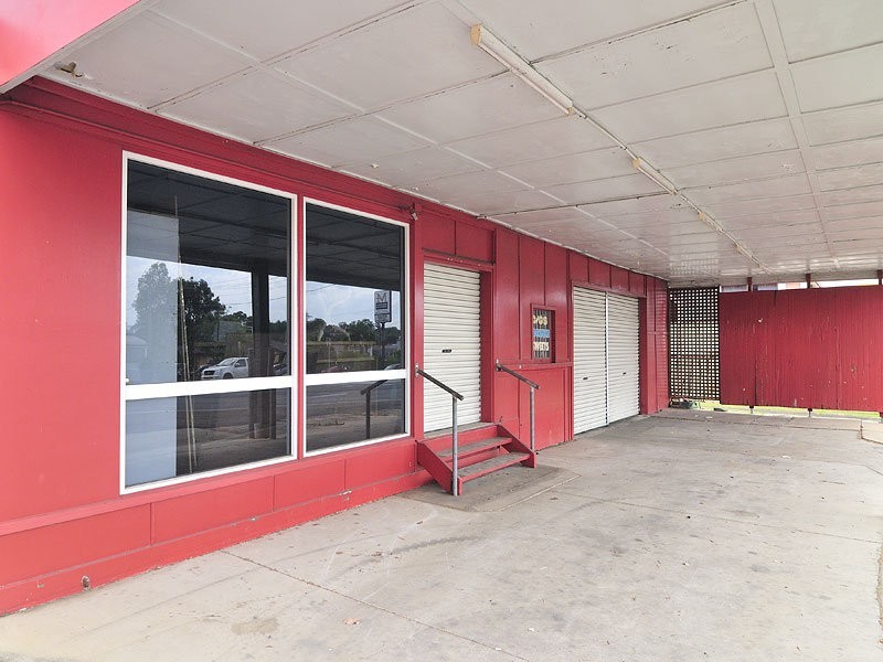 23 Downs Street, North Ipswich QLD 4305