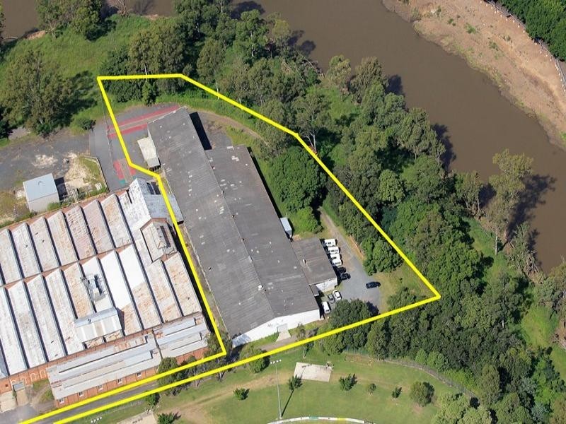 42 The Terrace, North Ipswich QLD 4305