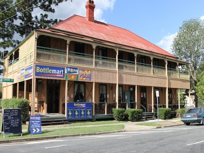 110 Queen Street, Marburg QLD 4346