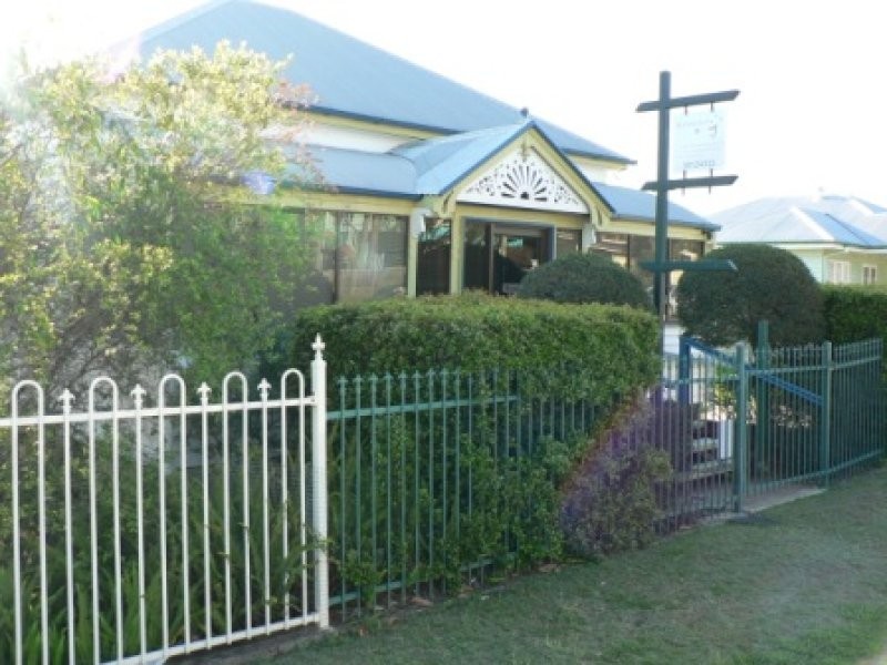 8 Mortimer Street, Ipswich QLD 4305