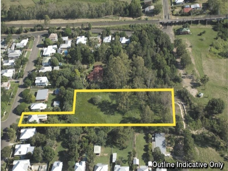 16 Stephenson Street, Sadliers Crossing QLD 4305