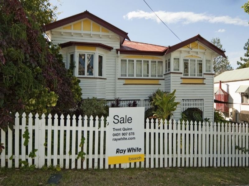 81 Roderick Street, Ipswich QLD 4305