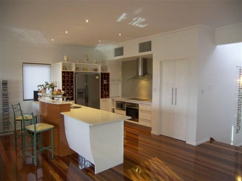 3 East Street, Burleigh Heads QLD 4220