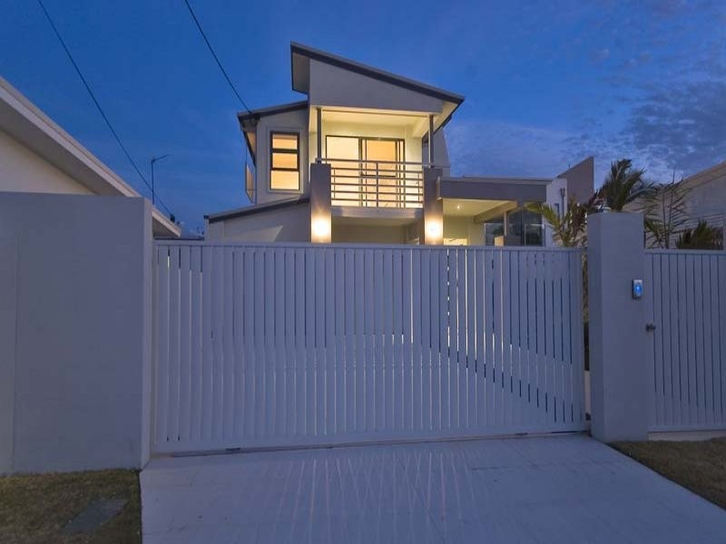 20 William Street, Mermaid Beach QLD 4218