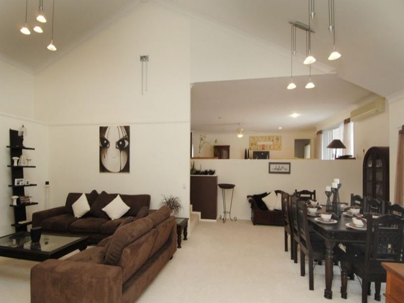 14 Firestone Court, Robina QLD 4226