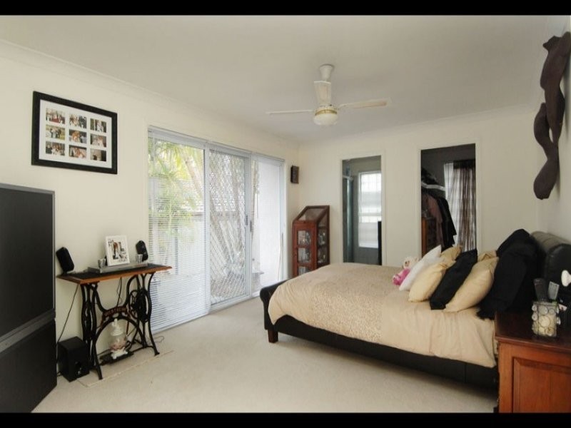 14 Firestone Court, Robina QLD 4226