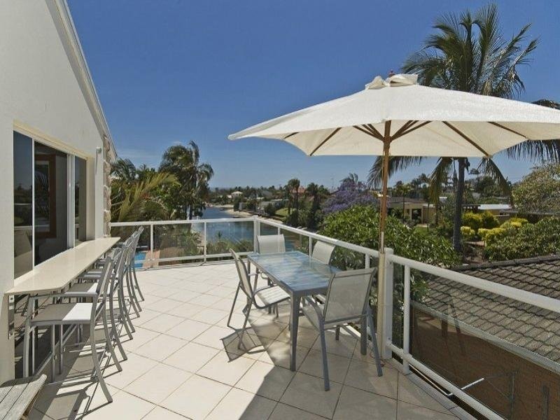 3 Rio Vista Blvd, Broadbeach Waters QLD 4218