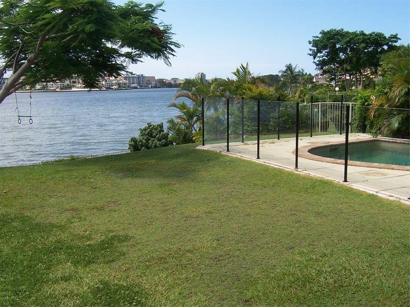 23 Notre Dame Court, Varsity Lakes QLD 4227