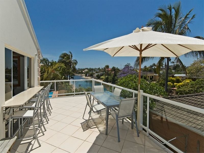 3 Rio Vista Boulevard, Broadbeach Waters QLD 4218