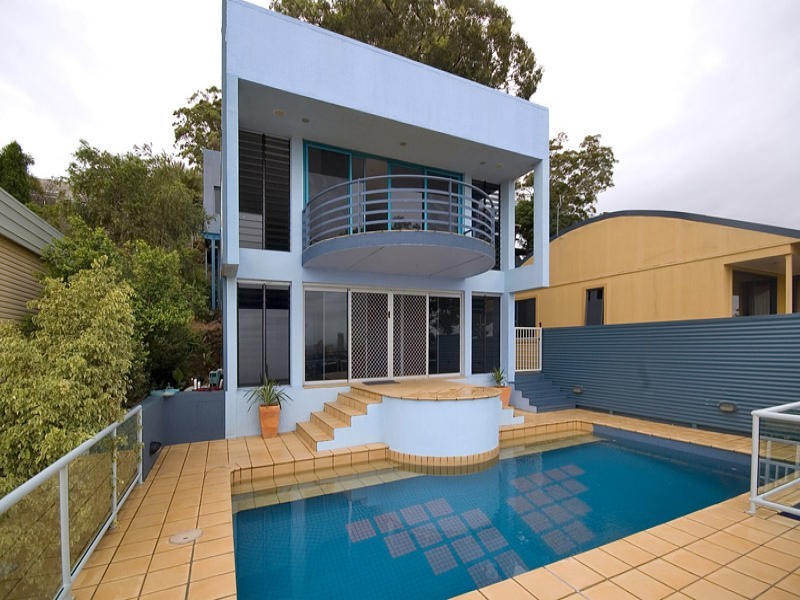 46 Hill Avenue, Burleigh Heads QLD 4220