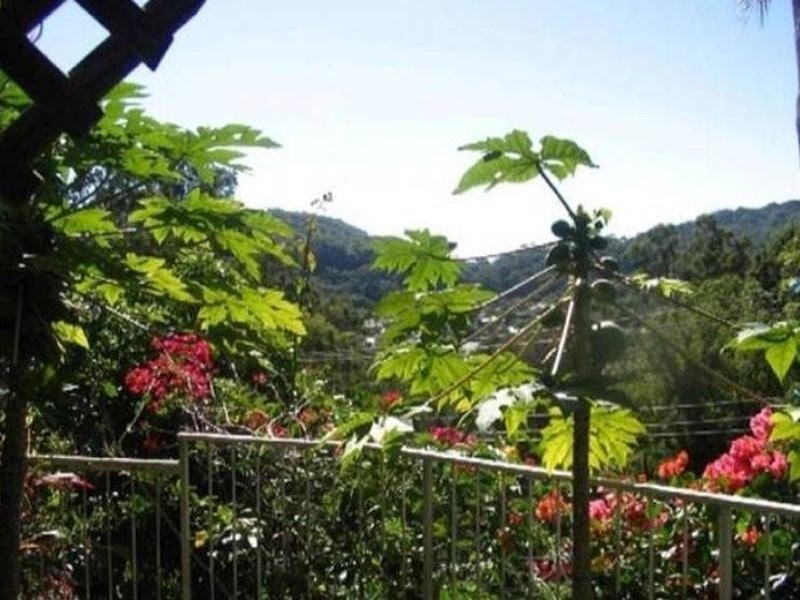 148 Ocean Parade, Burleigh Heads QLD 4220