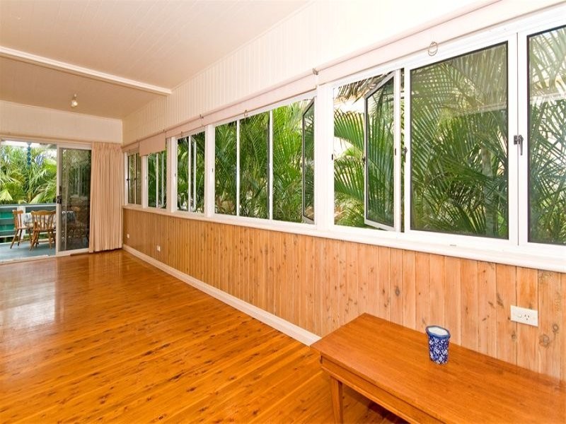 21 Hilda Street, Mermaid Beach QLD 4218