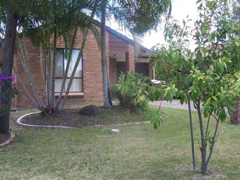 78 Cumberland Drive, Varsity Lakes QLD 4227