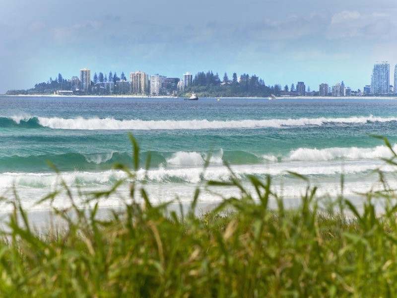 654 Pacific Parade, Tugun QLD 4224