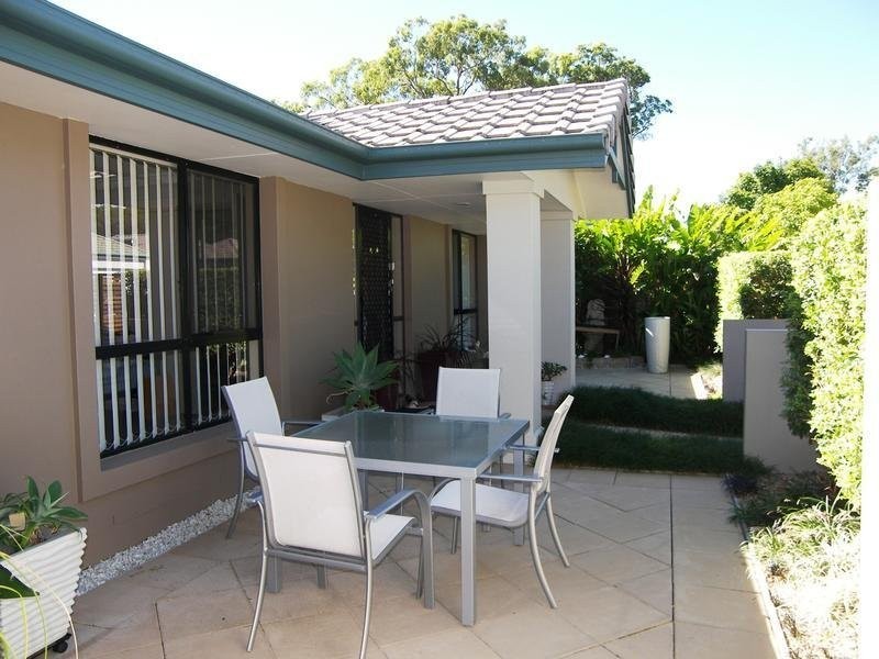 28 Seville Circuit, Burleigh Waters QLD 4220