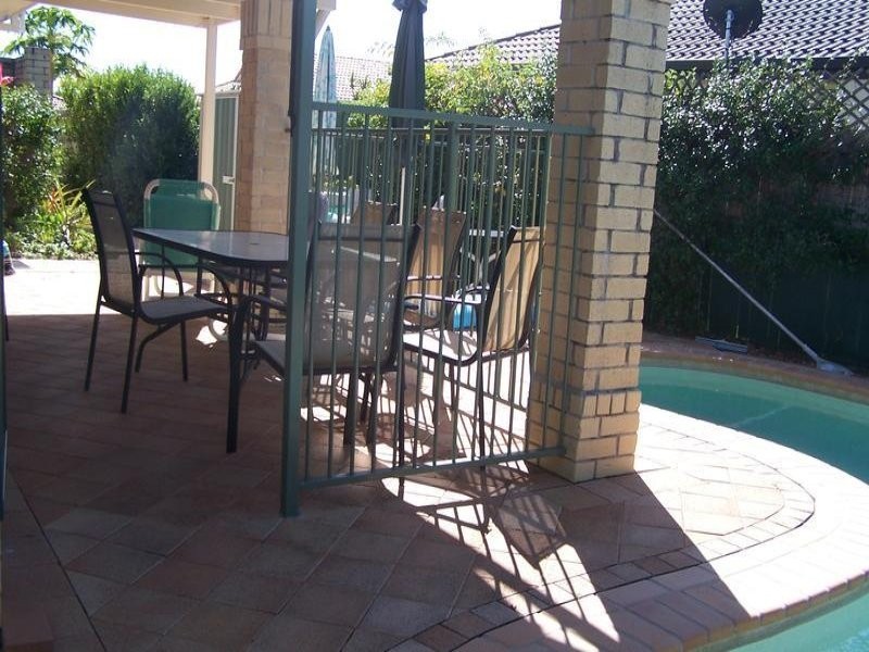 9 Monarch Place, Burleigh Waters QLD 4220