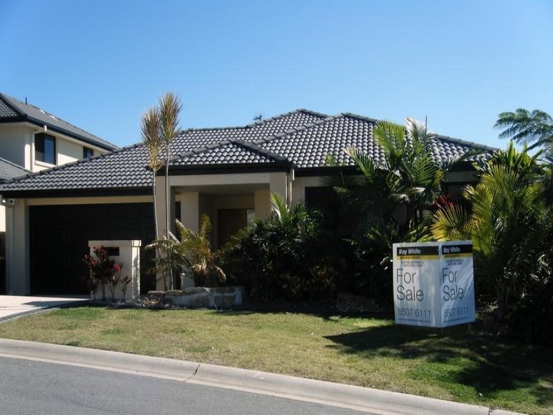 17 Gerona Circuit, Varsity Lakes QLD 4227