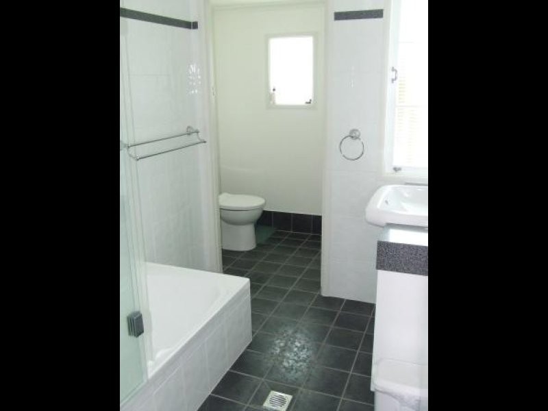 107 Johnston Street, Southport QLD 4215