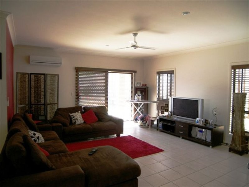5 Acklin Court, Varsity Lakes QLD 4227