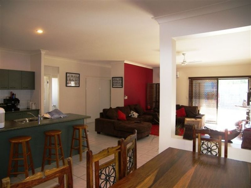 5 Acklin Court, Varsity Lakes QLD 4227