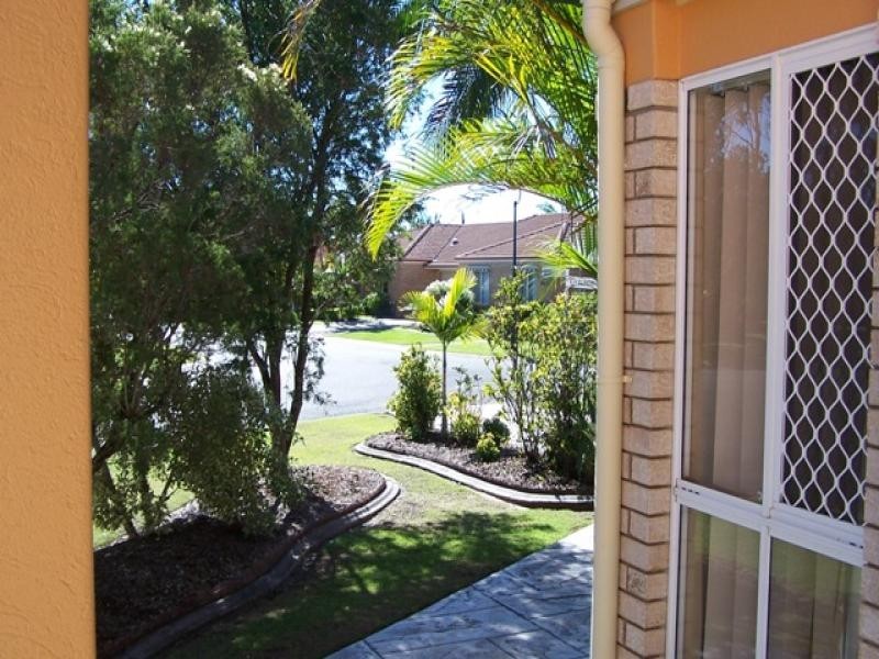 3 Illinois Court, Varsity Lakes QLD 4227