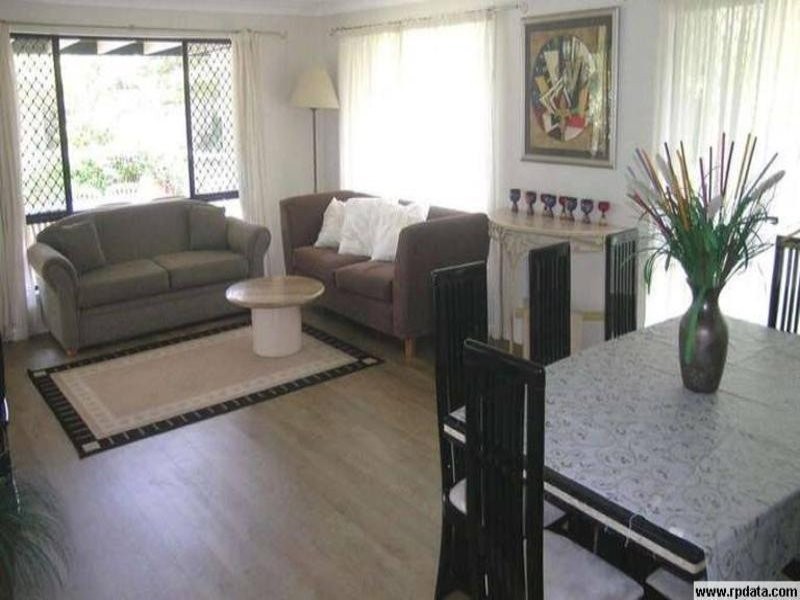 90 Albatross Avenue, Mermaid Beach QLD 4218