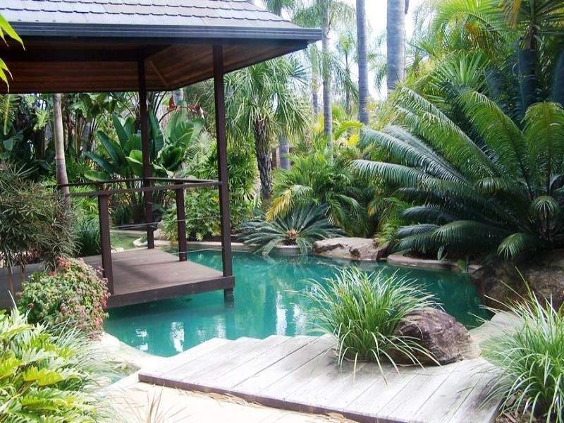 14 Haslewood Court, Mermaid Waters QLD 4218