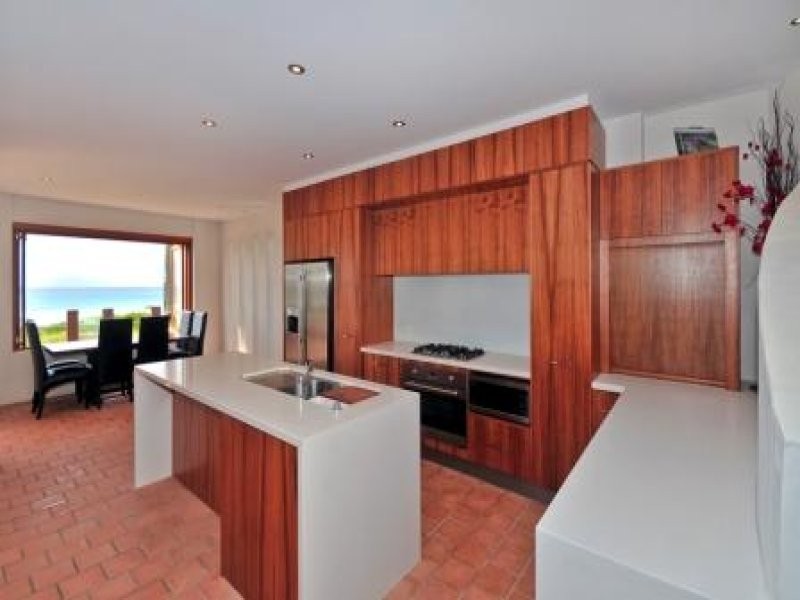480 The Esplanade, Palm Beach QLD 4221